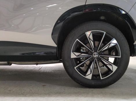 MG EHS 1.5 HYBRIDAVEC 224 CH BVA LUXURY