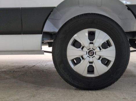 Renault MASTER FOURGON L2H2 3T5 BLUE DCI 130 TR BVM6 EXTRA AVEC PLANCHER BOIS ET CAMERA DE RECUL ET ATTELAGE