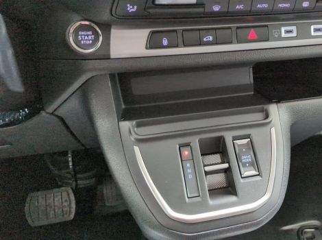 Citroën JUMPY FOURGON M DIESEL 180 CH AUTOMAT SUREQUIPE