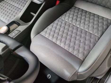 MG MG3 1.5 L HYBRIDAVEC 195 CH BVA LUXURY