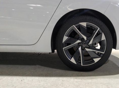 Peugeot 308 HYBRID 145 BVA E-DCS6 ALLURE AVEC PACK ACCESS ET PACK VISION 360