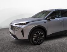 Peugeot 5008 HYBRID 145 BVA E-DCS6 7PL GT