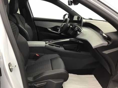 Peugeot 3008 Hybrid 145 CH e-DCS6 GT AVEC CAMERA 360°