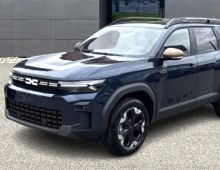 Dacia BIGSTER 155 CH HYBRID EXTREME AVEC CAMERA ACCES MAIN LIBRE HAYON ELECTRIQUE ET TOIT PANORAMIQUE