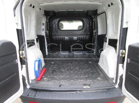 Fiat DOBLO CARGO 1.3 MJT 95 CH CH1 LOUNGE AVEC CLIM