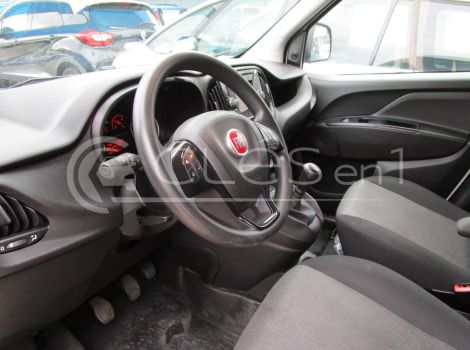 Fiat DOBLO CARGO 1.3 MJT 95 CH CH1 LOUNGE AVEC CLIM