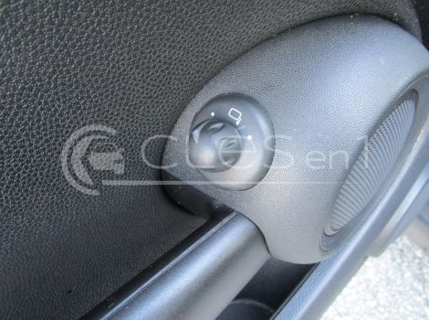 Mini MINI 95 CH SERIE ONE PK SALT BVA AVEC CLIMATISATION AUTOMATIQUE ET RADAR DE RECUL