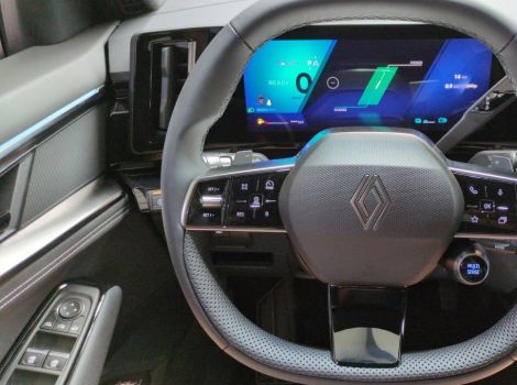 Renault AUSTRAL NOUVEAU FULL HYBRID E-TECH 200 CH BVA TECHNO