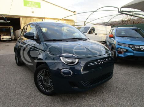 Fiat 500 NOUVELLE 118 CH ICON ÉLECTRIQUE 87 KW BERLINE AUTONOMIE 322 KM