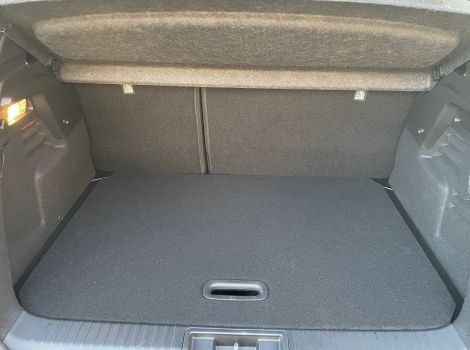 Renault CAPTUR 4 E-TECH FULL HYBRID 160 CH TECHNO AVEC CONSOLE FLOTTANTE PACK HIVER ET ROUE DE SECOURS