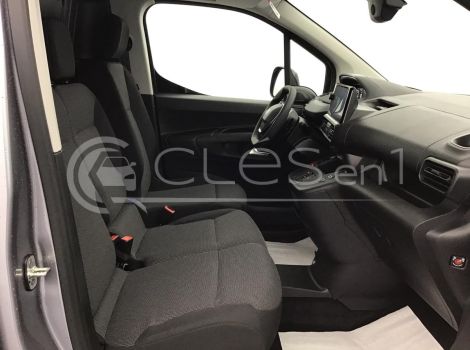 Peugeot PARTNER STANDARD LIGHT 650 KG VAN
