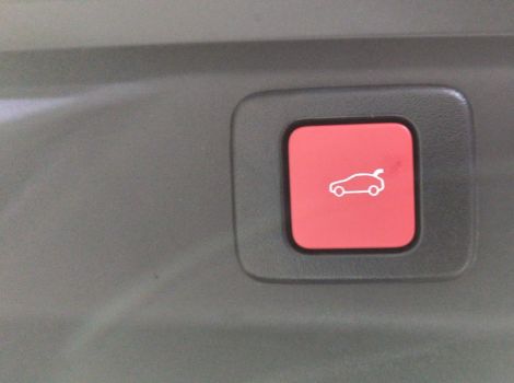 Peugeot 3008 HYBRID 145 BVA E-DCS6 GT AVEC TOIT PANO ET PACK 360 VISION & DRIVE ASSIST