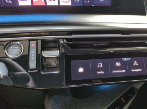 Peugeot 3008 HYBRID 145 BVA E-DCS6 ALLURE AVEC JANTES 19 ET NAVI