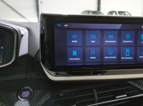 Peugeot 2008 HYBRID 145 BVA E-DCS6 GT SUREQUIPE