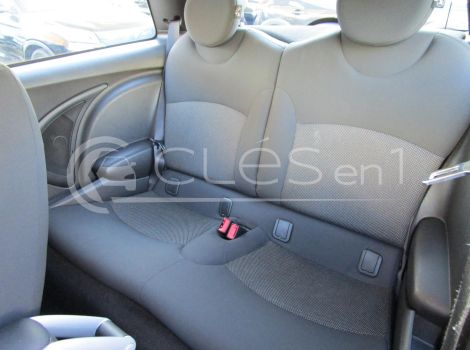 Mini MINI 95 CH SERIE ONE PK SALT BVA AVEC CLIMATISATION AUTOMATIQUE ET RADAR DE RECUL