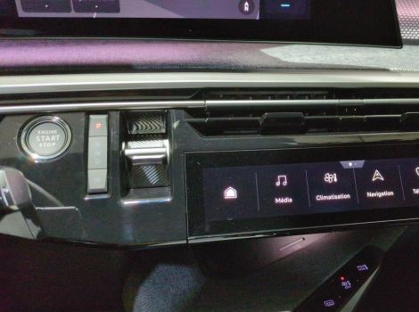 Peugeot 3008 HYBRID 145 BVA E-DCS6 GT AVEC PACK VISION 360 & DRIVE ASSIST PLUS