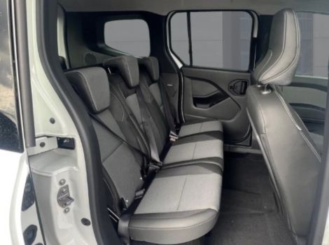 Renault KANGOO NOUVEAU BLUE DCI 115 CH TECHNO AUTO AVEC CAMERA DE RECUL ET JANTES ALLIAGE 17