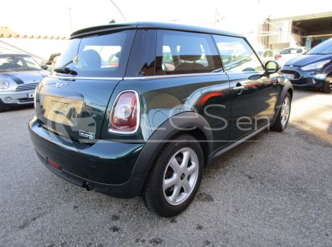 Mini MINI 95 CH SERIE ONE PK SALT BVA AVEC CLIMATISATION AUTOMATIQUE ET RADAR DE RECUL