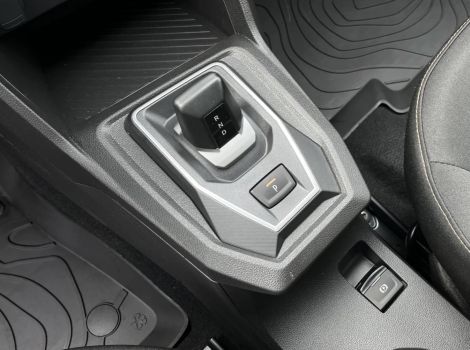 Dacia SANDERO STEPWAY ECO G 120 CH BOITE AUTOMATIQUE EXPRESSION AVEC CLIMATISATION AUTOMATIQUE ET SIEGES CHAUFFANTS