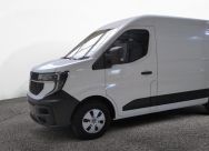 Renault MASTER FOURGON L2H2 3T5 BLUE DCI 130 TR BVM6 EXTRA AVEC PLANCHER BOIS ET CAMERA DE RECUL ET ATTELAGE