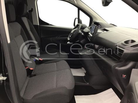 Peugeot PARTNER STANDARD LIGHT 650 KG VAN