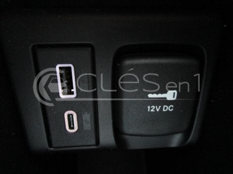 Fiat 500 NOUVELLE 118 CH ICON ÉLECTRIQUE 87 KW BERLINE AUTONOMIE 322 KM