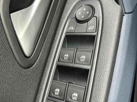 Dacia DUSTER NOUVEAU 4X2 ECO-G 100 CH EXPRESSION AVEC CLIMATISATION CAMERA DE RECUL ET PACK COLD