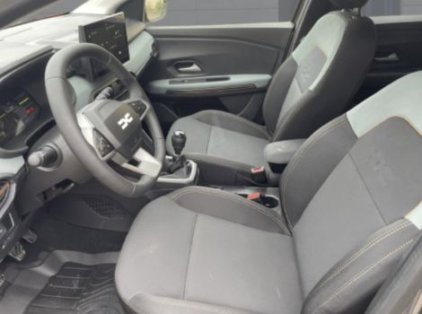 Dacia JOGGER ECO-G 120 CH EXTREME 7 PLACES AVEC CAMERA MULTIVUE EXTENDED GRIP ET SIEGES CHAUFFANTS