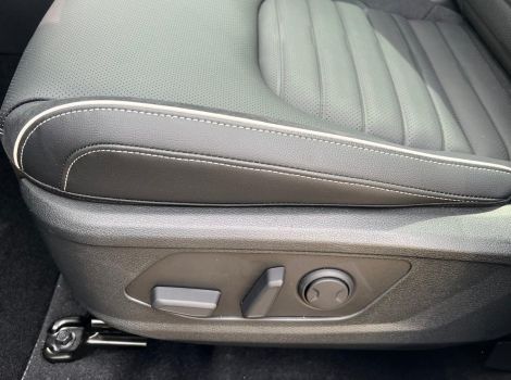 Kia SPORTAGE 1.6 T-GDI 180 CH MHEV GT-LINE PREMIUM DCT7 4WD AVEC SYSTEME AUDIO HARMAN/KARDON TOIT PANO JA19 ET TABLEAU DE BORD SUPERVISION 12.3"