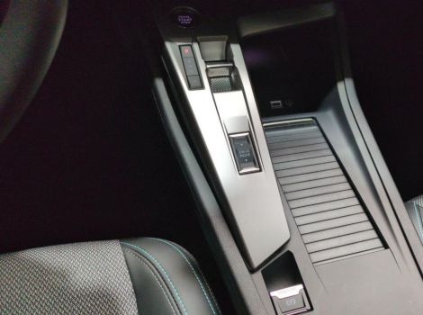 Peugeot 308 HYBRID 145 BVA E-DCS6 ALLURE AVEC PACK ACCESS ET PACK VISION 360