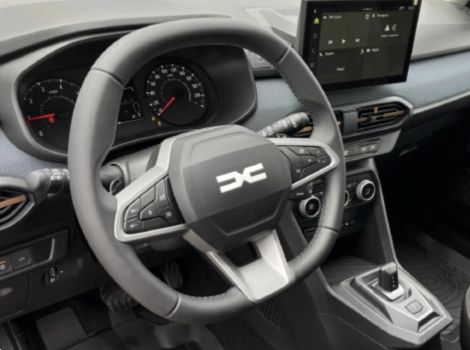 Dacia SANDERO STEPWAY ECO G 120 CH BOITE AUTOMATIQUE EXPRESSION AVEC CLIMATISATION AUTOMATIQUE ET SIEGES CHAUFFANTS