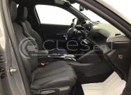 Peugeot 2008 HYBRID 145 GT