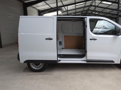 Citroën JUMPY FOURGON M DIESEL 150 CH AUTOMAT AVEC PACK CHANTIER ET PACK CONNECTIVITE ET MODUWORK
