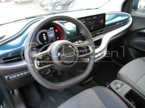 Fiat 500 NOUVELLE 118 CH ICON ÉLECTRIQUE 87 KW BERLINE AUTONOMIE 322 KM
