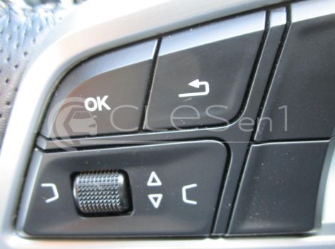 Seres 3 LUXURY 163 CH 120kW SUREQUIPEE AVEC TOIT OUVRANT PANORAMIQUE AUTONOMIE 329 KM