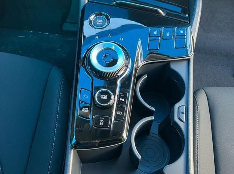 Kia SPORTAGE 1.6 T-GDI 150 CH MHEV DCT7 STYLE PACK AVEC NAVIGATION JANTES ALU 18 TABLEAU DE BORD SUPERVISION 12.3"