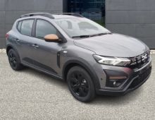 Dacia NOUVELLE SANDERO ECO-G 100 CH EXTREME STEPWAY PCK PLUS AVEC CAMERA AVERTISSEUR D'ANGLES MORTS CONFORT PACK ET SIEGES CHAUFFANTS