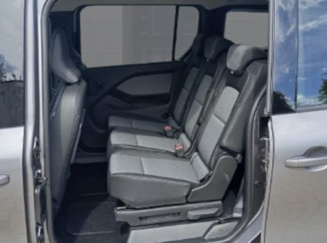 Renault KANGOO GRAND NOUVEAU BLUE DCI 95 CH TECHNO 7 PLACES AVEC CAMERA DE RECUL JANTES ALU17 ET ROUE DE SECOURS