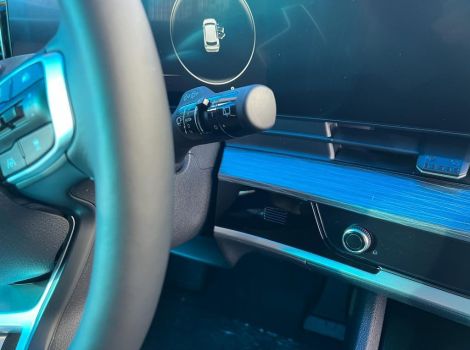 Kia SPORTAGE 1.6 T-GDI 150 CH MHEV DCT7 STYLE PACK AVEC NAVIGATION JANTES ALU 18 TABLEAU DE BORD SUPERVISION 12.3"