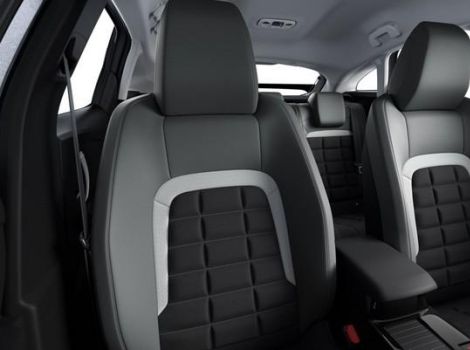Citroën C4 HYBRIDE 145 CH BVA E-DCS6 PLUS AVEC CAMERA DE RECUL ET NAVI